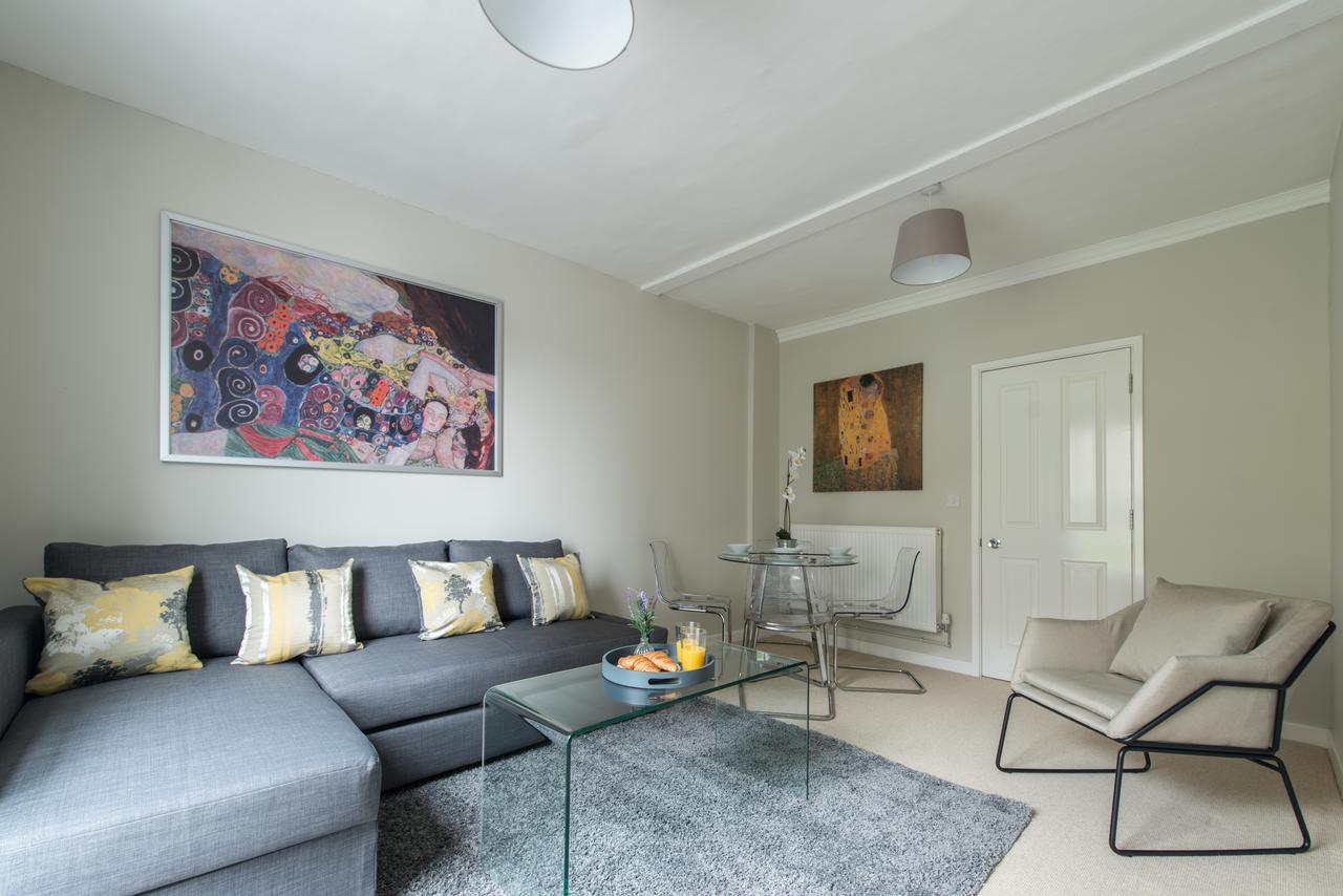 Central Windsor Apartment Facing The Castle Dış mekan fotoğraf